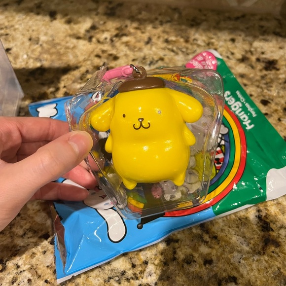 Sanrio Hello Kitty bundle - Picture 4 of 9